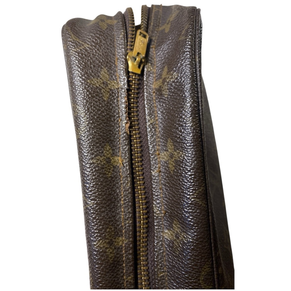 Louis Vuitton Brown Monogram Cosmetic Toiletries Bag Pouch, vintage - Picture 5 of 11